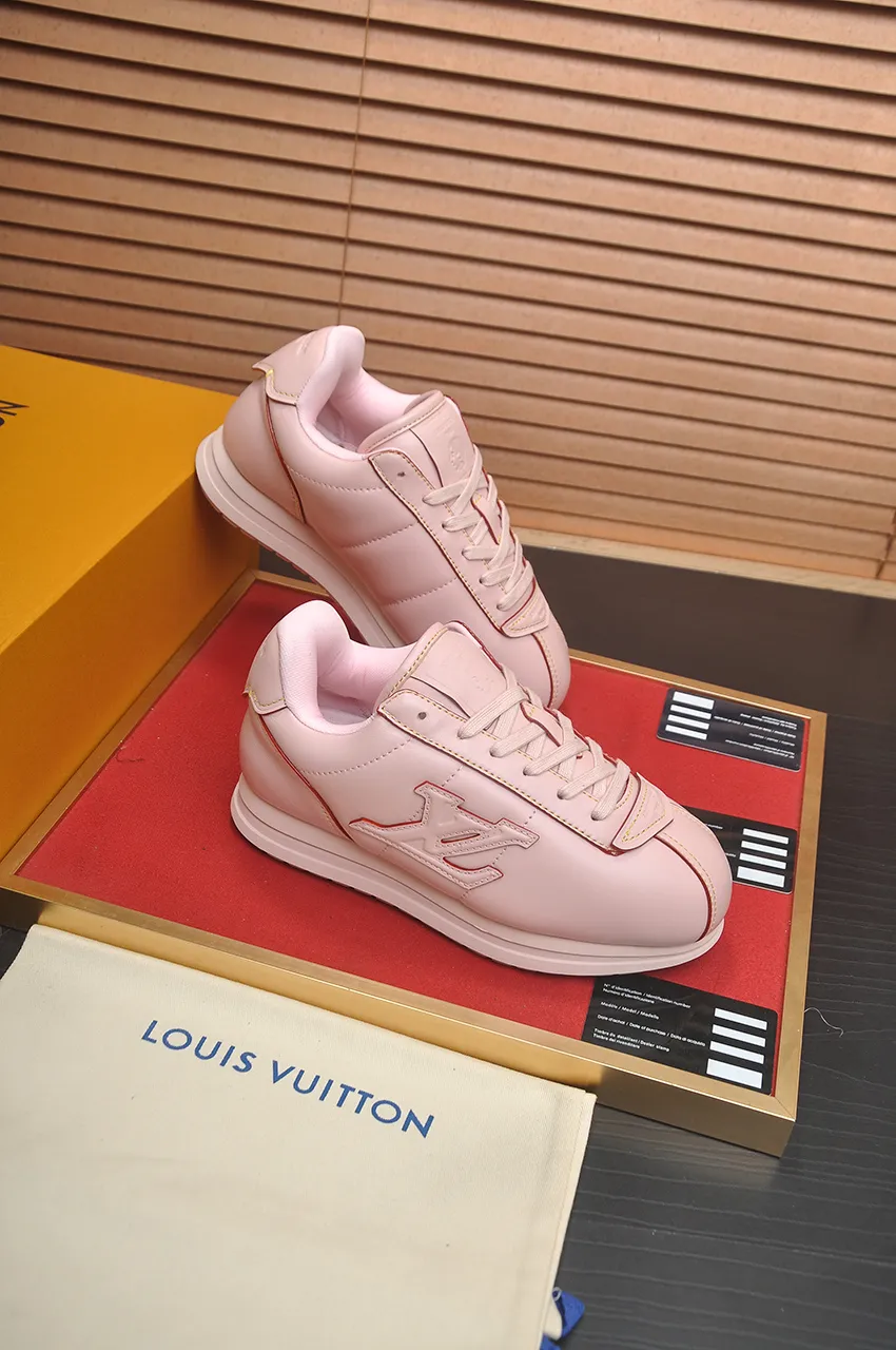 Men's men's shoes 💰700💶[LOUIS VUITTON] new original order 🍀LV Louis Vuitton * - top version of LV classic trendy shoes! Made of imported original fabrics, mesh lining, and original wear-resistant rubber foam outsole! High quality products! Size (female 35-40)